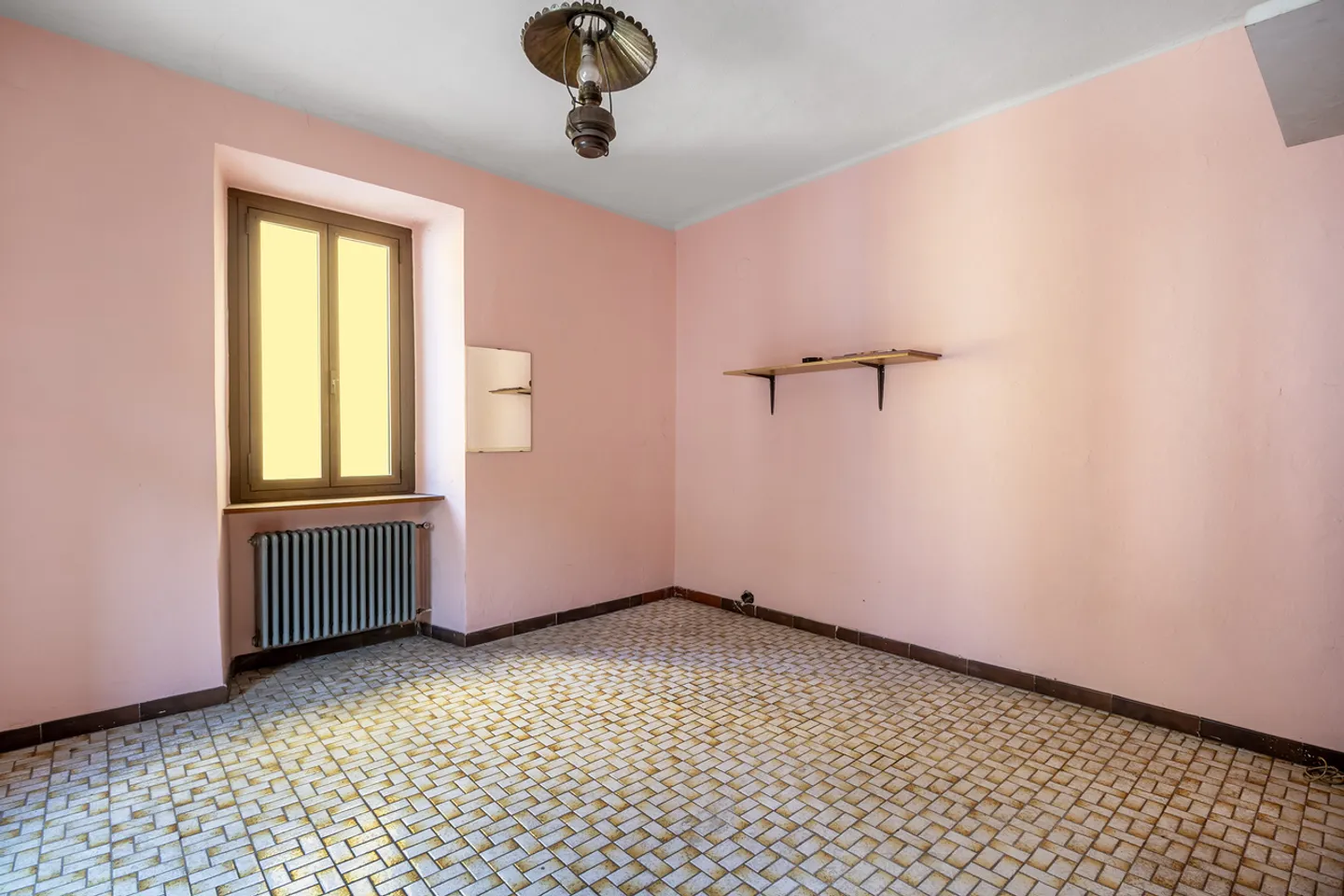 Casa con due appartamenti e potenziale di aumento di valore - Foto 9 di 10
