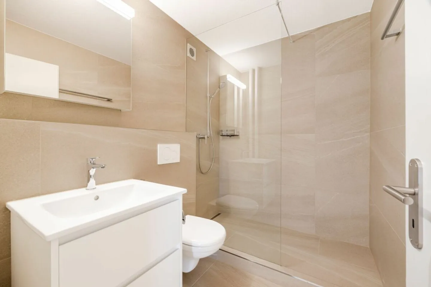 Luxuswohnung am See - Foto 4 von 9