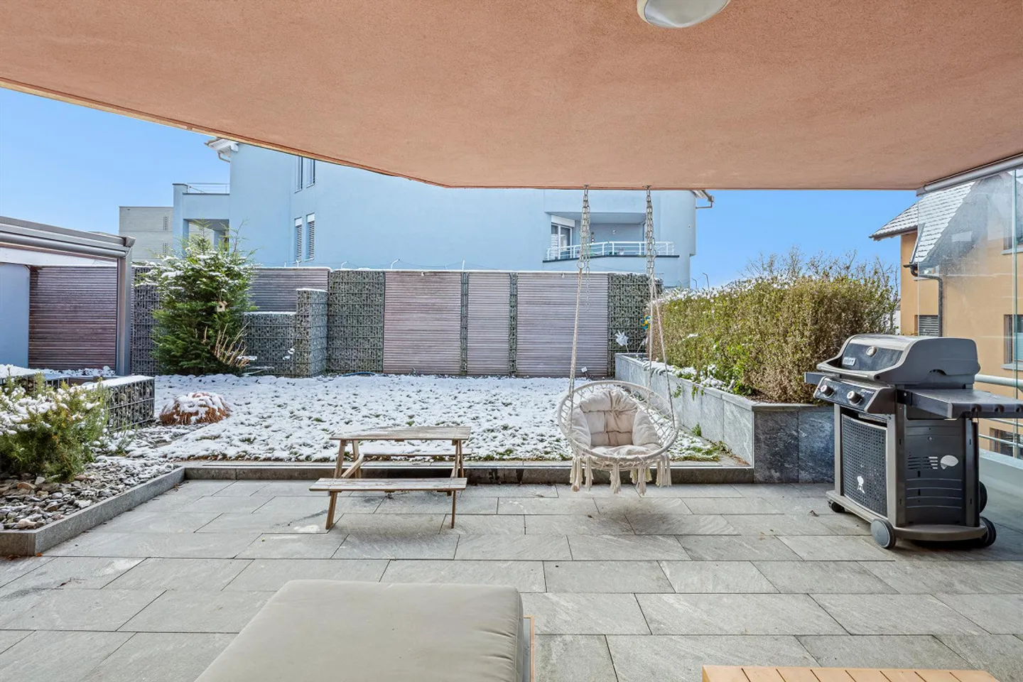 Charming Garden Apartment in the Heart of Hünenberg - Photo 11 of 14