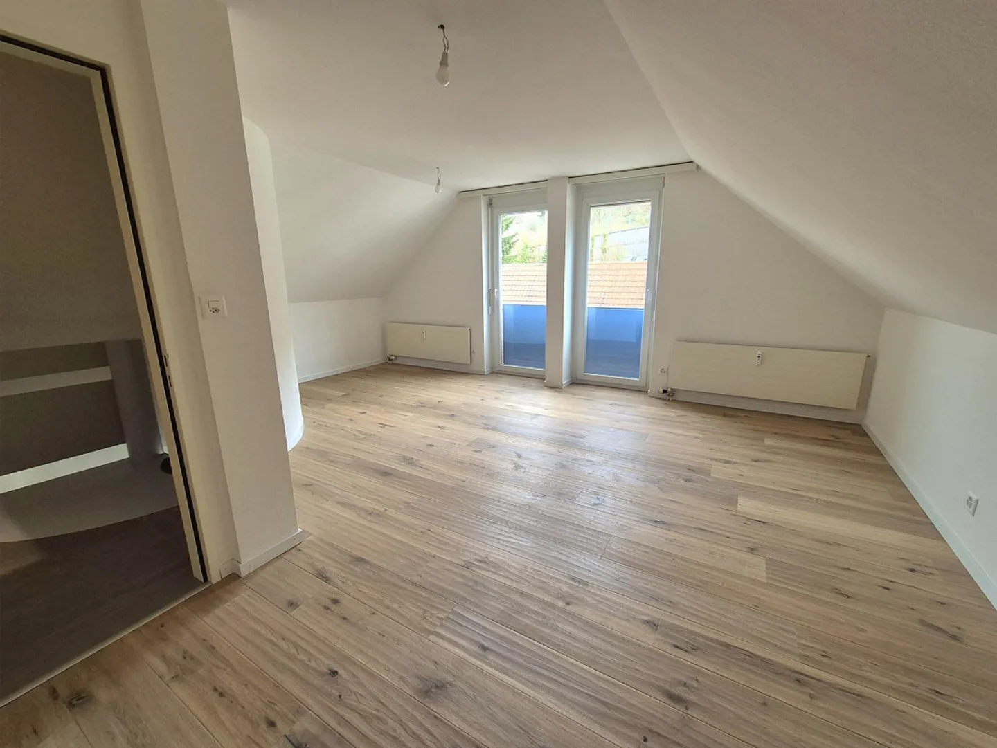 Bright 3.5-room apartment in a quiet location in Mumpf - Photo 3 of 10