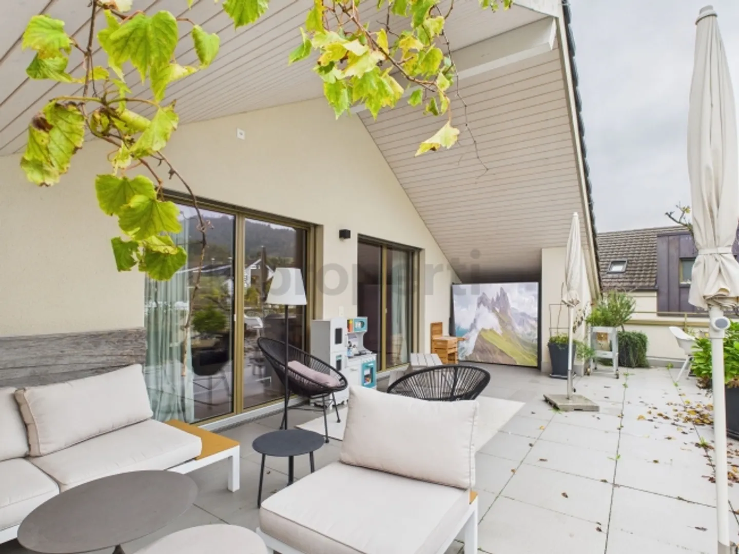 Modern 5.5-room penthouse apartment in Erlinsbach with beautiful terrace where you can enjoy the evening sun - Photo 10 of 11