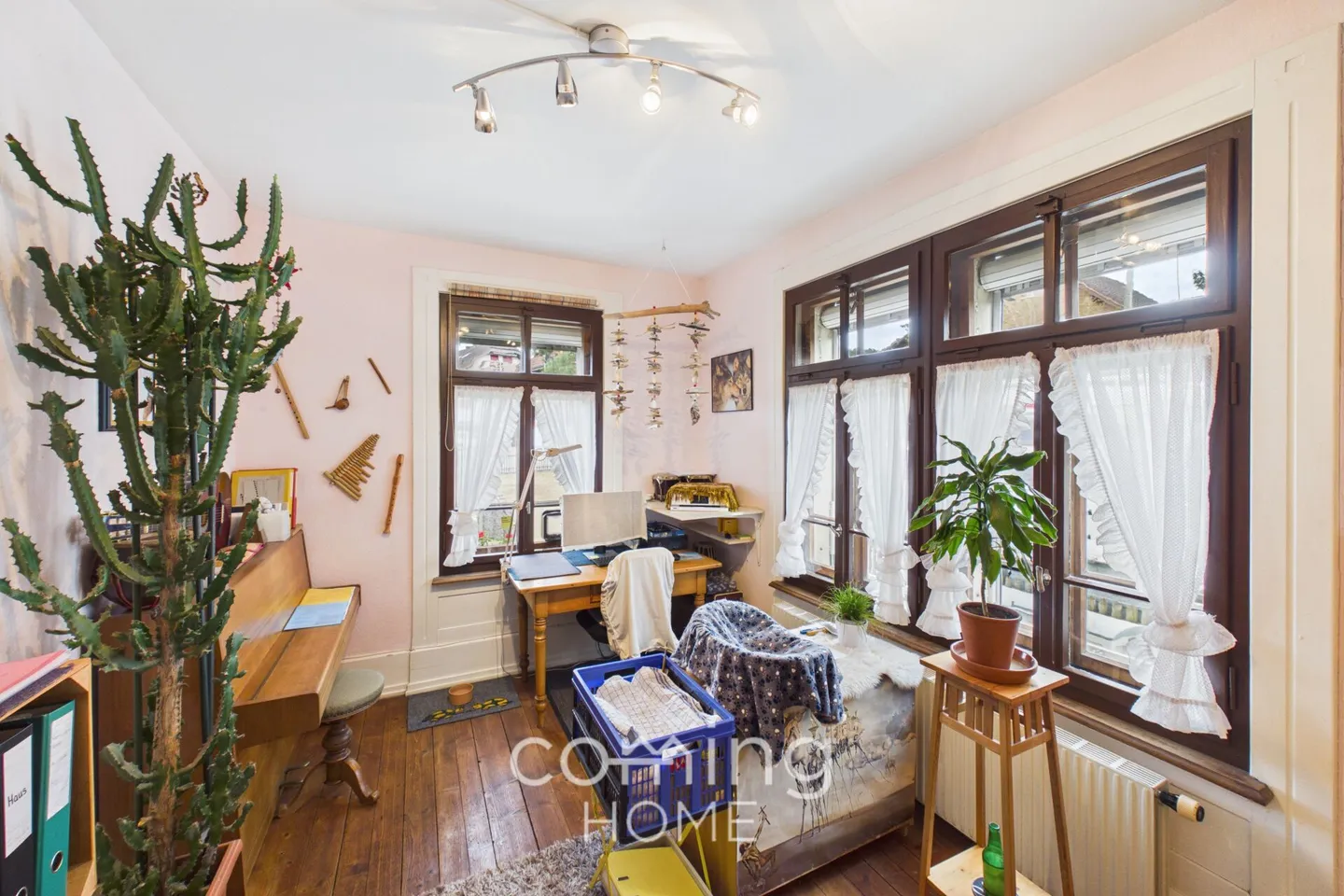 Bien d'investissement avec caractère - Maison bifamiliale dans un emplacement de village calme Thörigen - Photo 3 sur 22