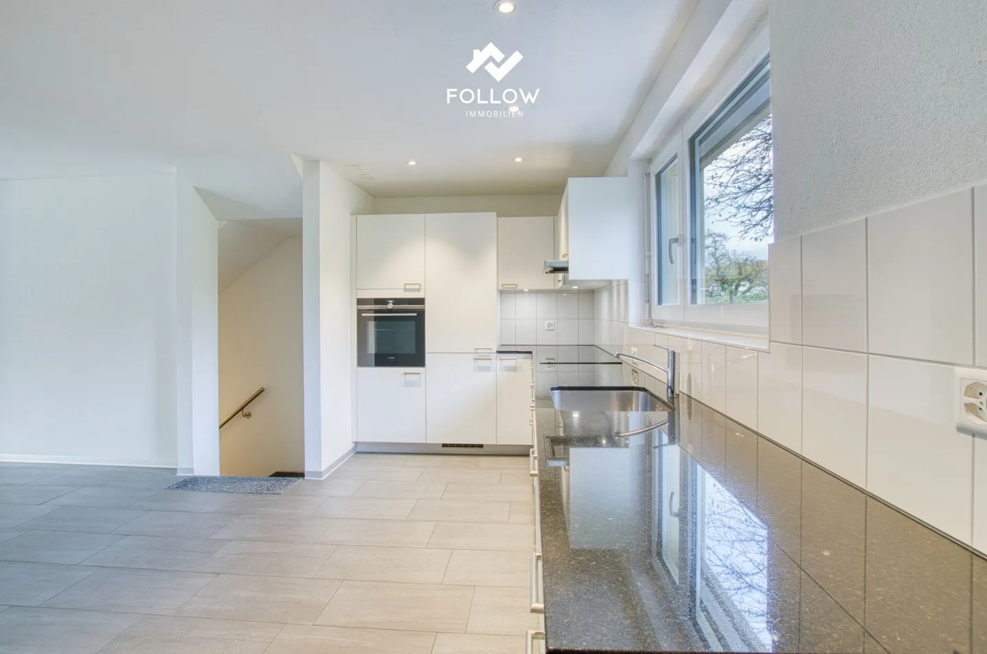 Family-friendly new corner house in the village center of Jens - Photo 4 of 13