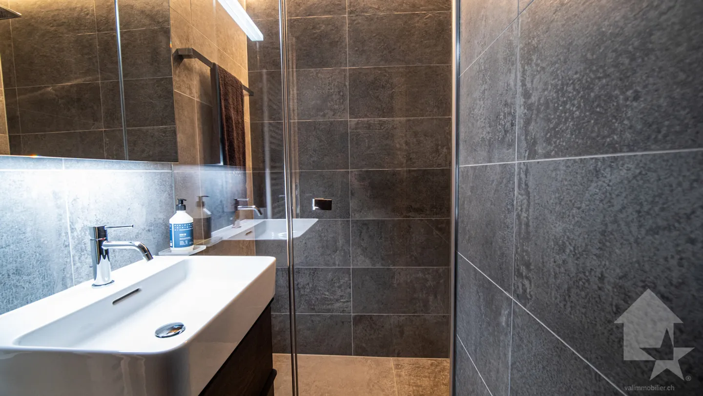 Einzigartig in St-Luc - prächtige neue Wohnung mit allem Komfort - Foto 13 von 17