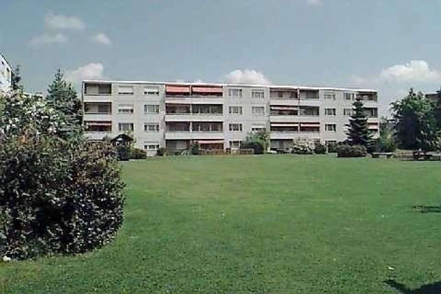Helles Apartment mit grossem Balkon - Foto 1 von 6