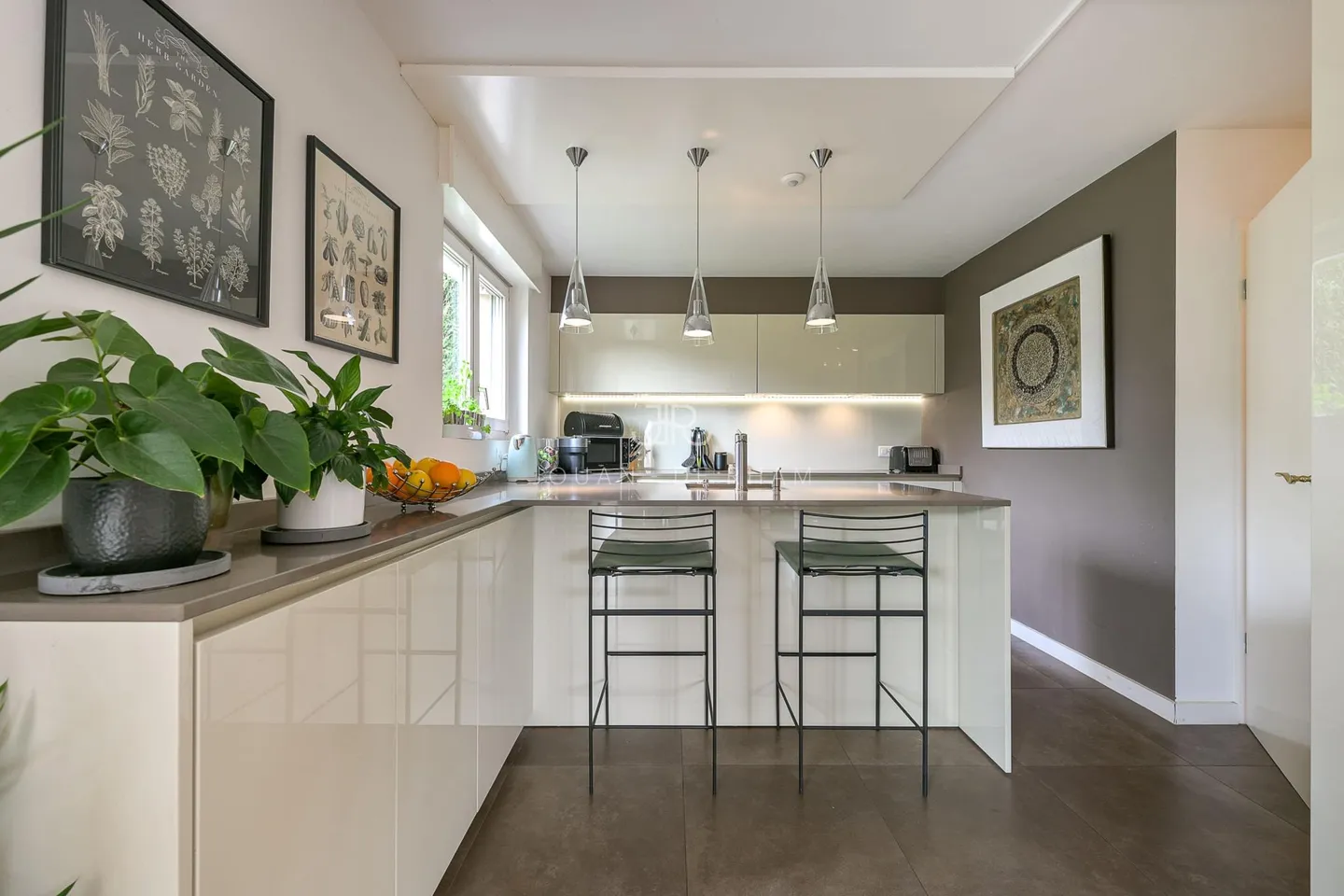 Villa bifamiliare in zona tranquilla a Terre Sainte - Foto 5 di 15