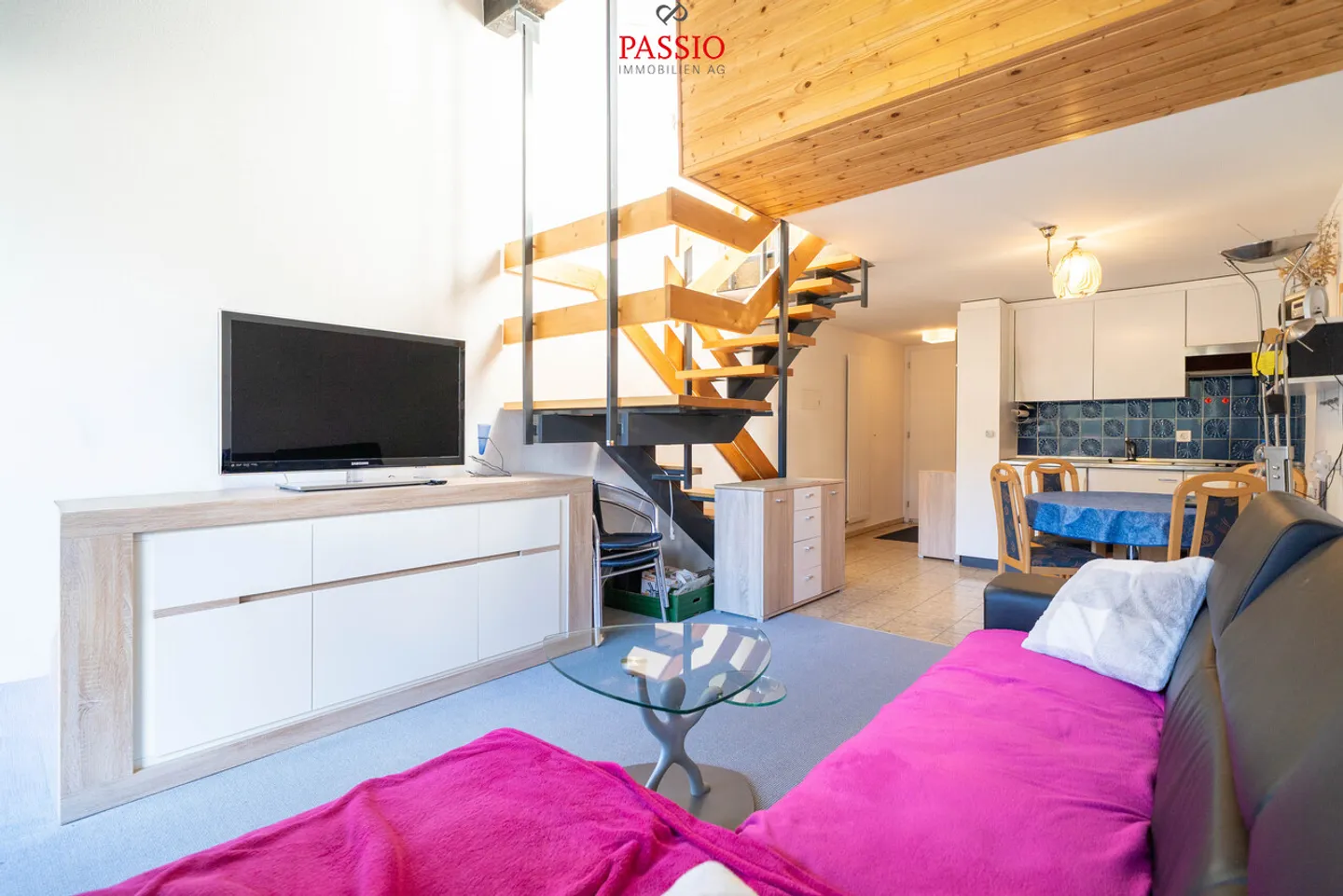 Gepflegte 3-Zimmer-Maisonettewohnung mit Bergsicht im idyllischen Lax - Photo 7 sur 20