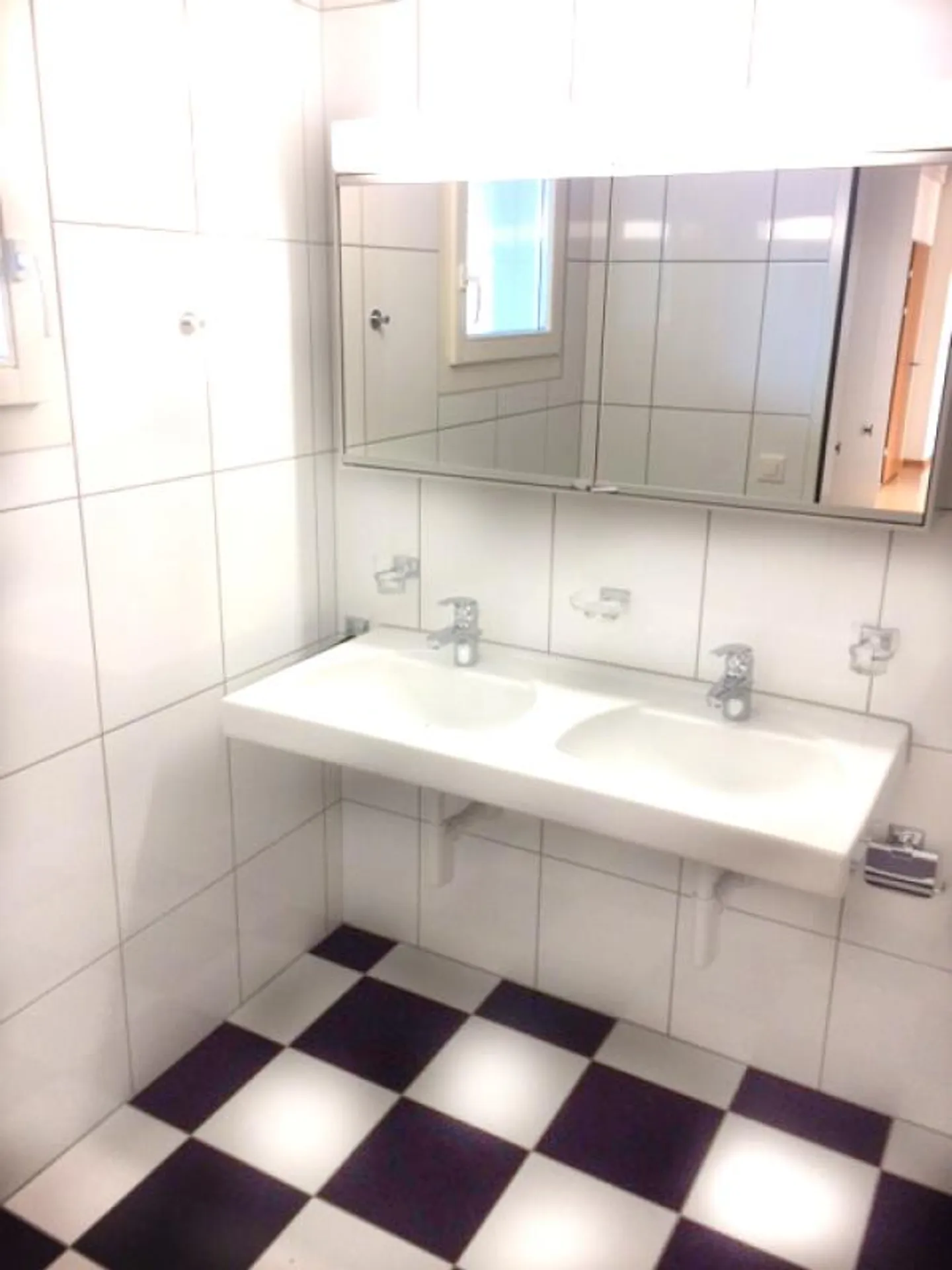 Central Living in Sarnen - Photo 5 of 9