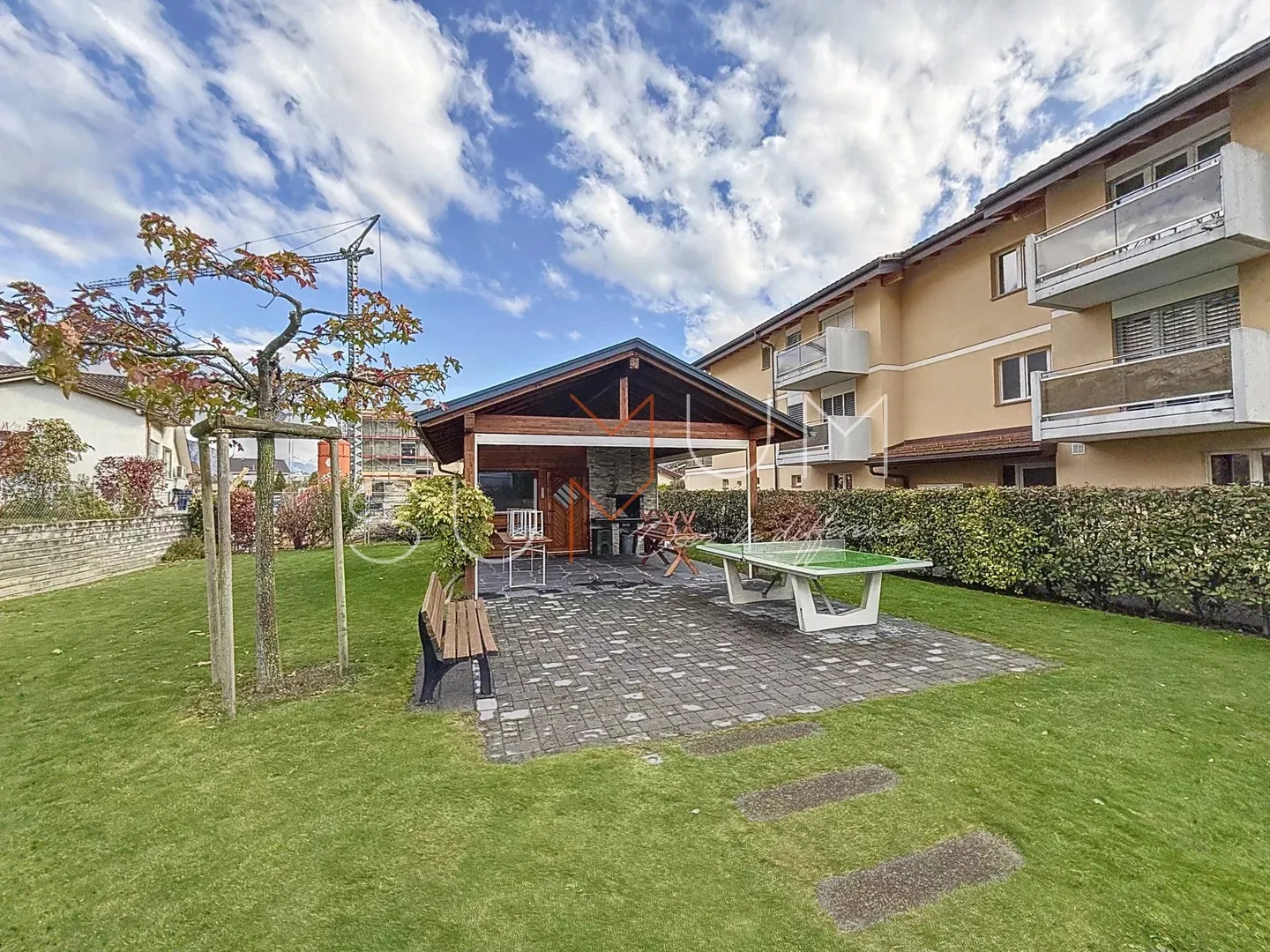 Residential building for sale - Photo 12 of 14