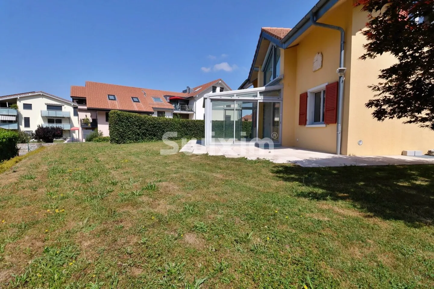 Außergewöhnliche Einzelvilla mit 6,5 Zimmern in weniger als 3 Minuten vom Stadtzentrum! - Foto 1 von 9