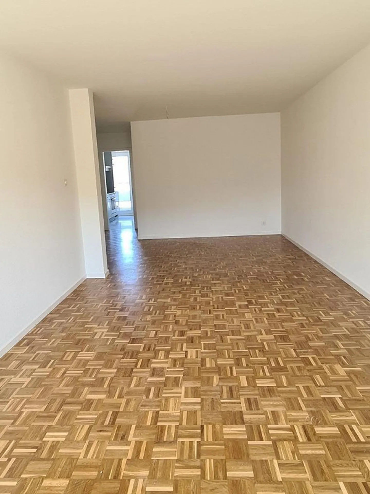 Tolle lichtdurchflutete 3.5 Zimmerwohnung nähe Musical Theater - Foto 5 von 10