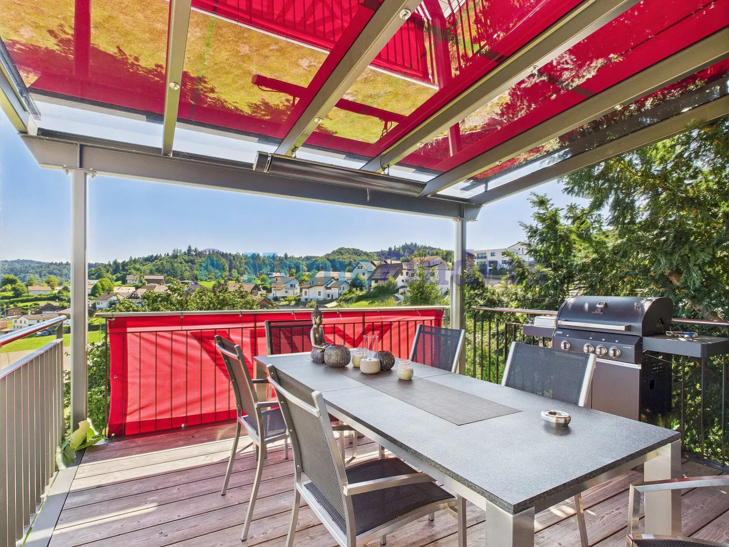 RENOVATED WITH SUNNY GARDEN AND ALPINE VIEW! - Photo 3 of 11