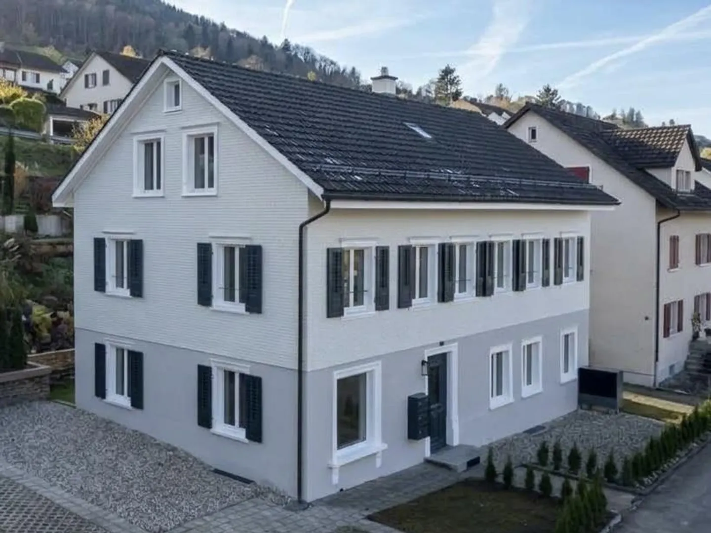 COPIE - maison moderne avec appartement - Photo 1 sur 15