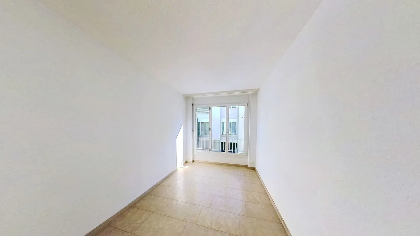 3½-Room Apartment on the 1st Floor with Elevator - Photo 9 of 14