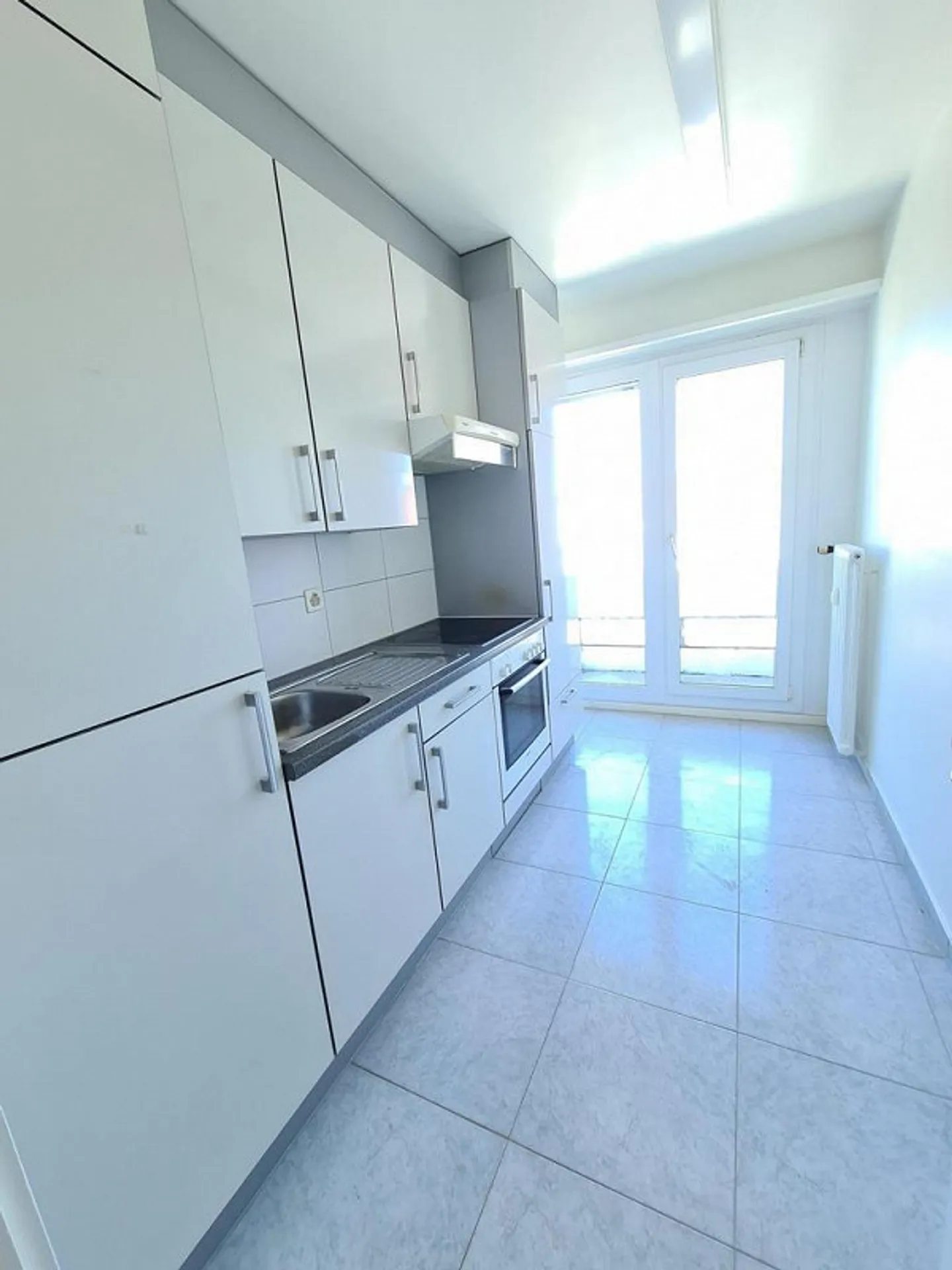 Tolle lichtdurchflutete 3.5 Zimmerwohnung nähe Musical Theater - Foto 9 von 10