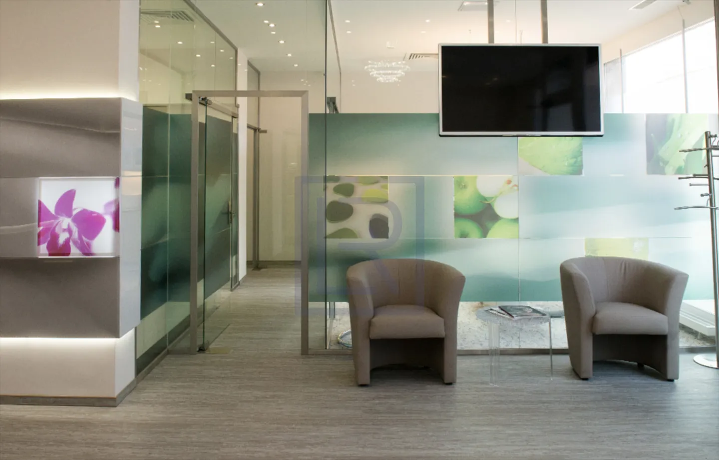 Ampia arcade commerciale - Foto 1 di 1