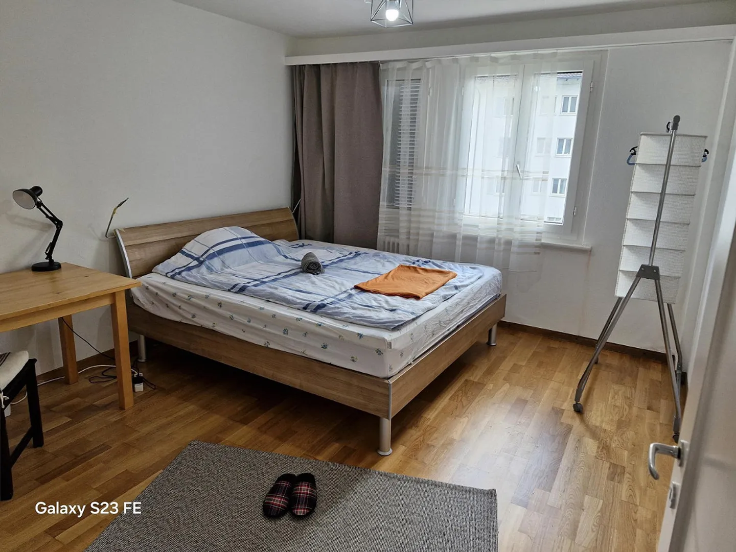 Camera arredata in affitto in una posizione centrale - Foto 1 di 7