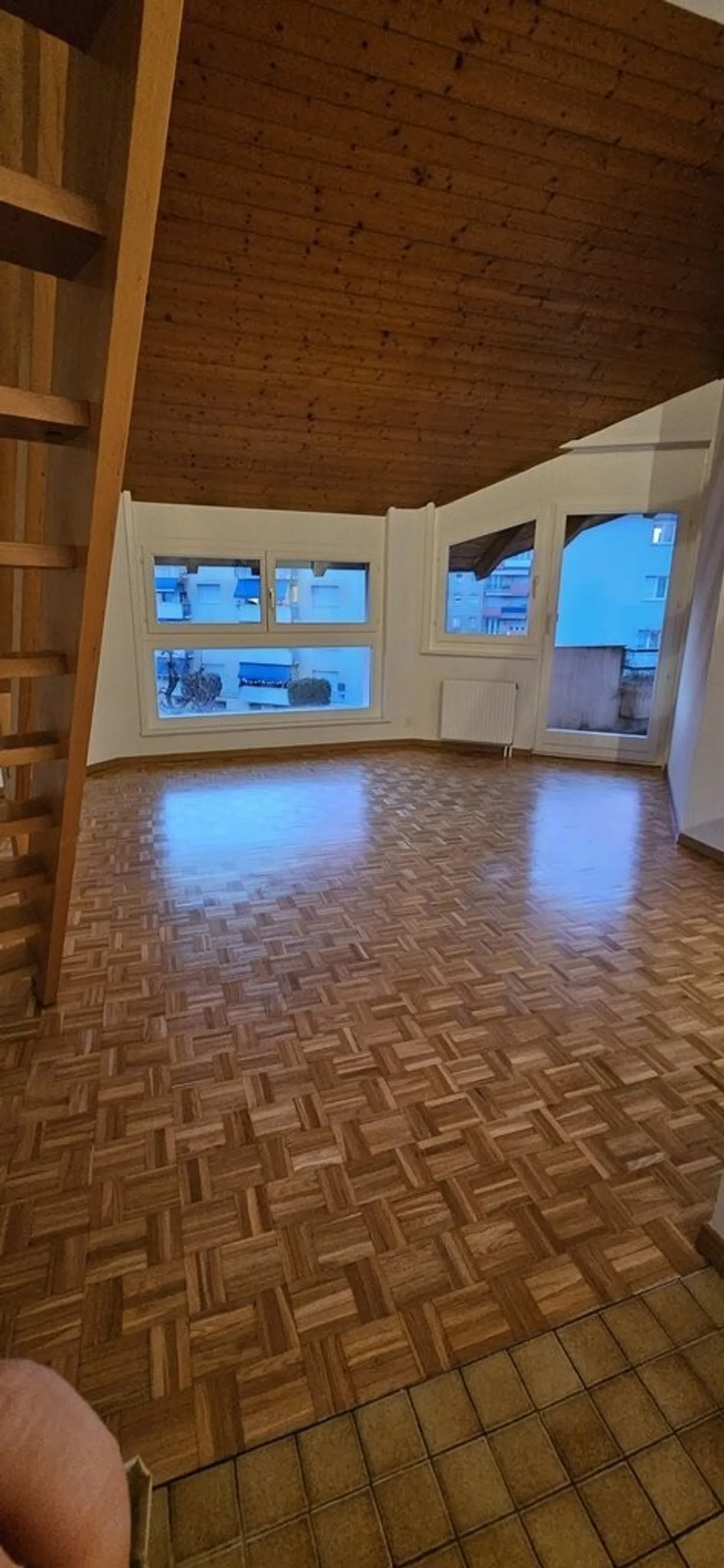 To seize! Magnificent duplex in a family neighborhood! - Photo 3 of 6