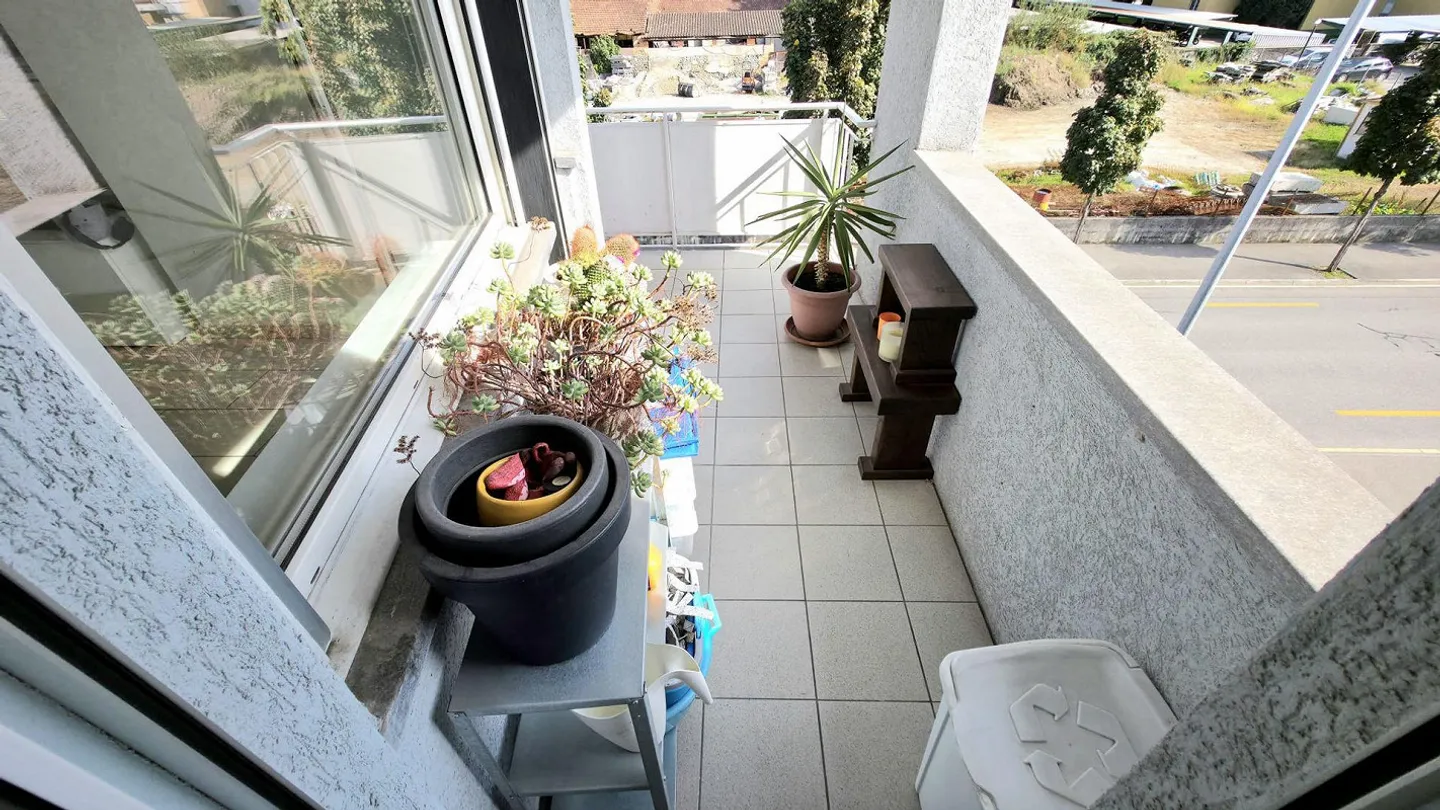 3.5-Zimmer-Wohnung mit Parkplatz | Die perfekte Balance zwischen Ruhe und Komfort - Foto 6 von 6