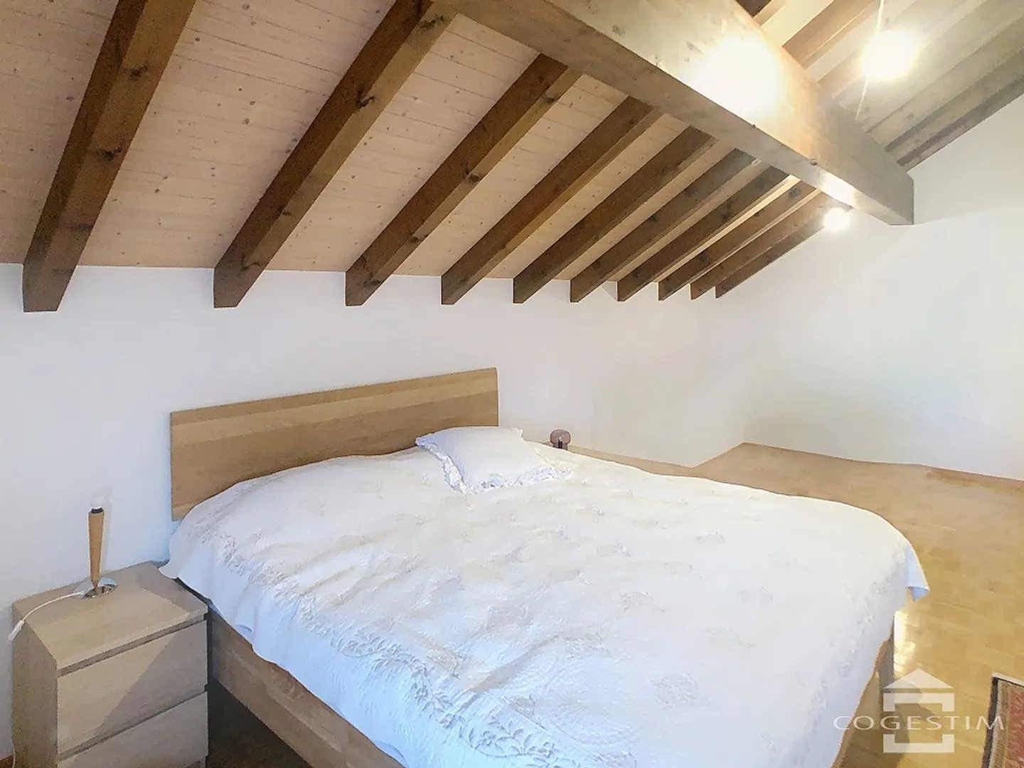 Appartement 4 pièces - Photo 4 sur 8