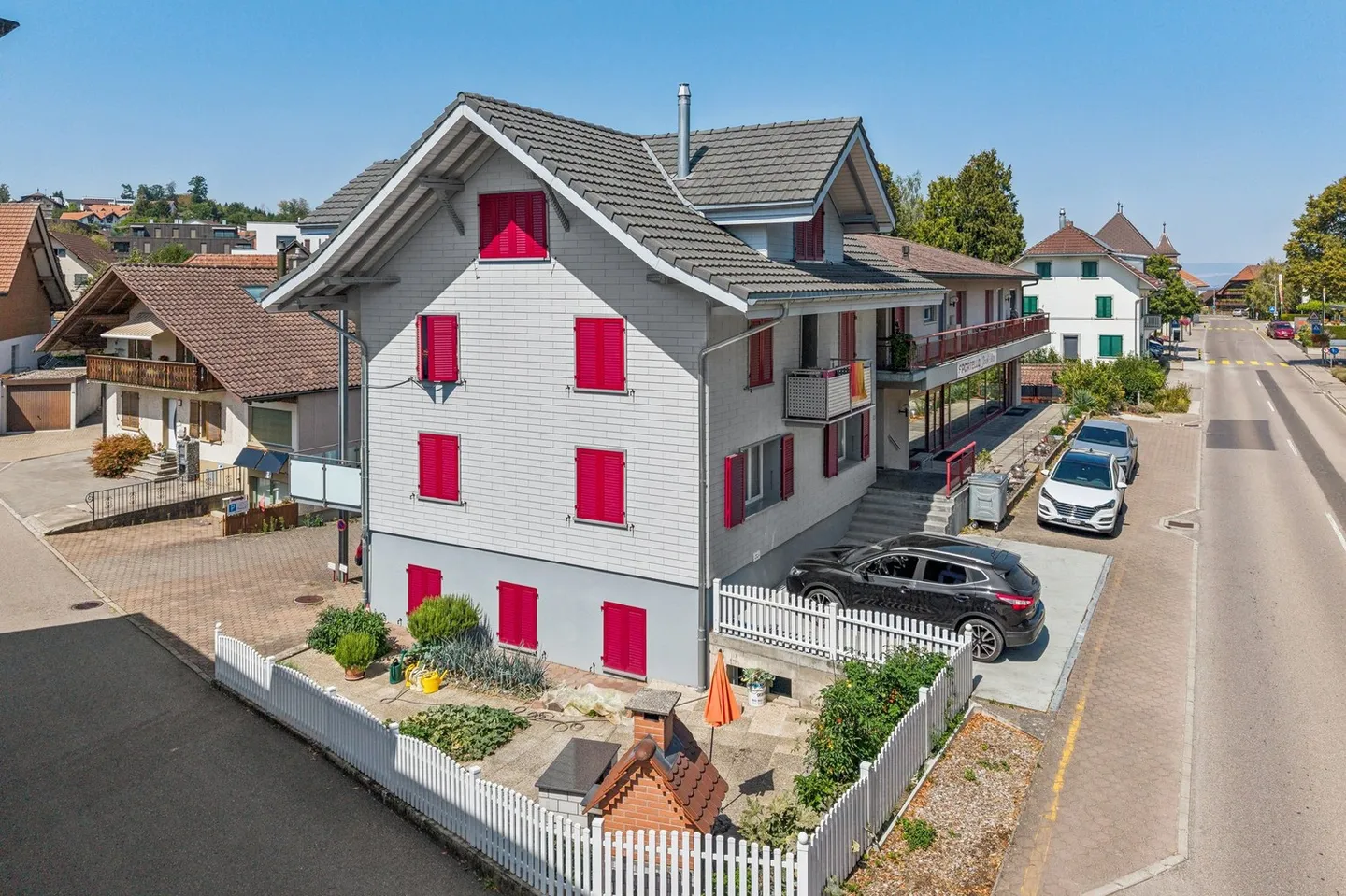 Central Maisonette for Sale in Schmitten - Photo 1 of 9