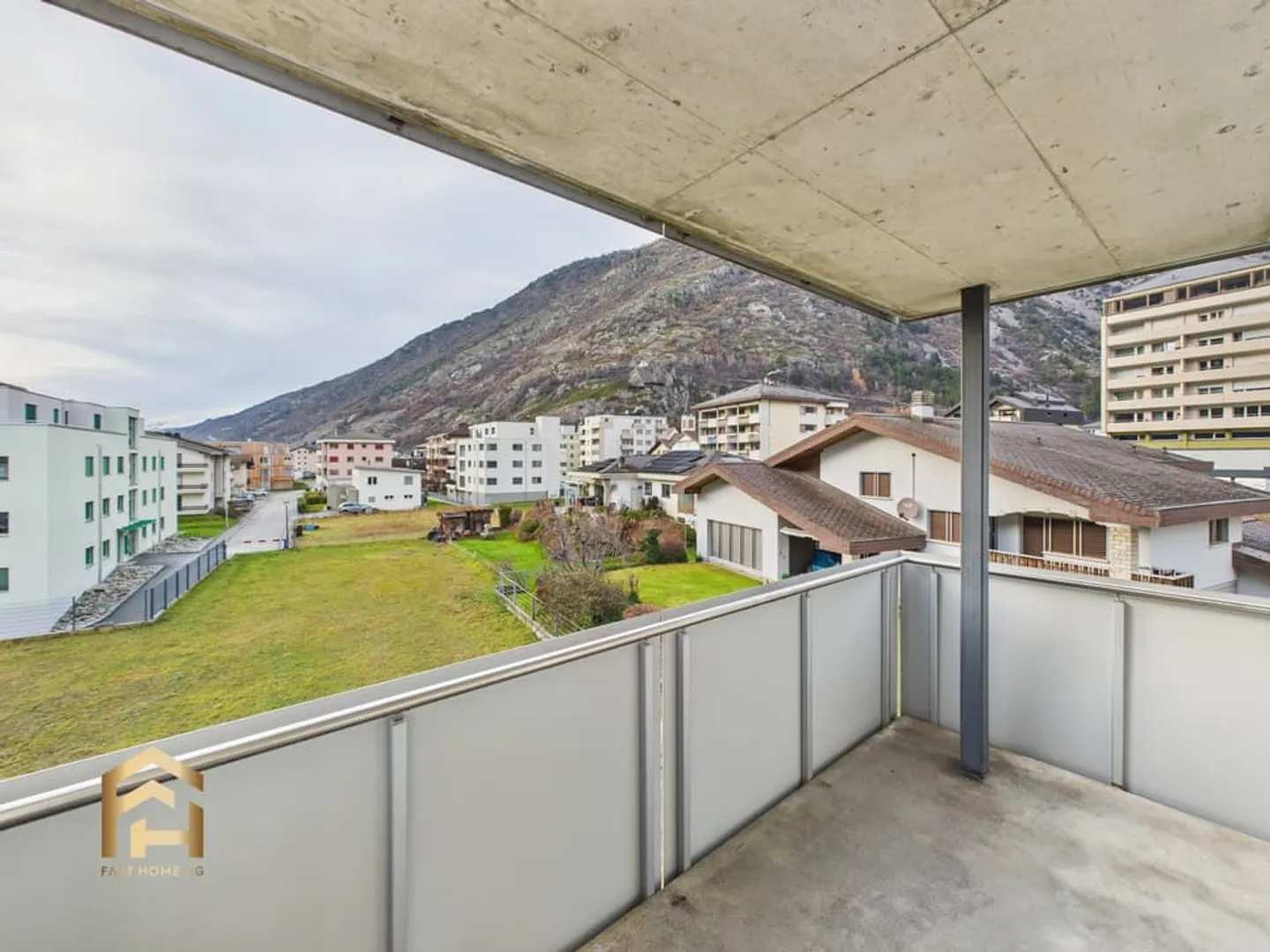 Vivre au-dessus de la vallée du Rhône appartement 4.5 pièces élégant avec panorama sur les montagnes - Photo 10 sur 13