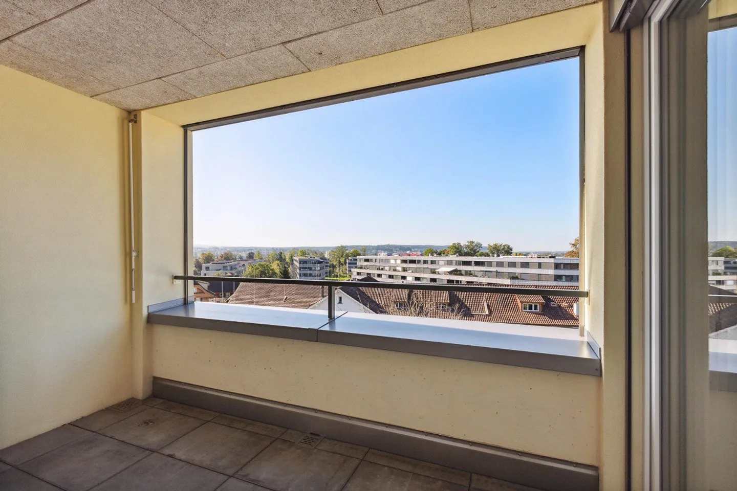 Vie moderne près de la gare - Photo 6 sur 6