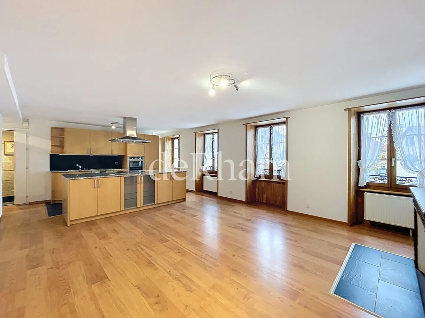 Magnificent 5-room apartment with private garden - Photo 1 of 12