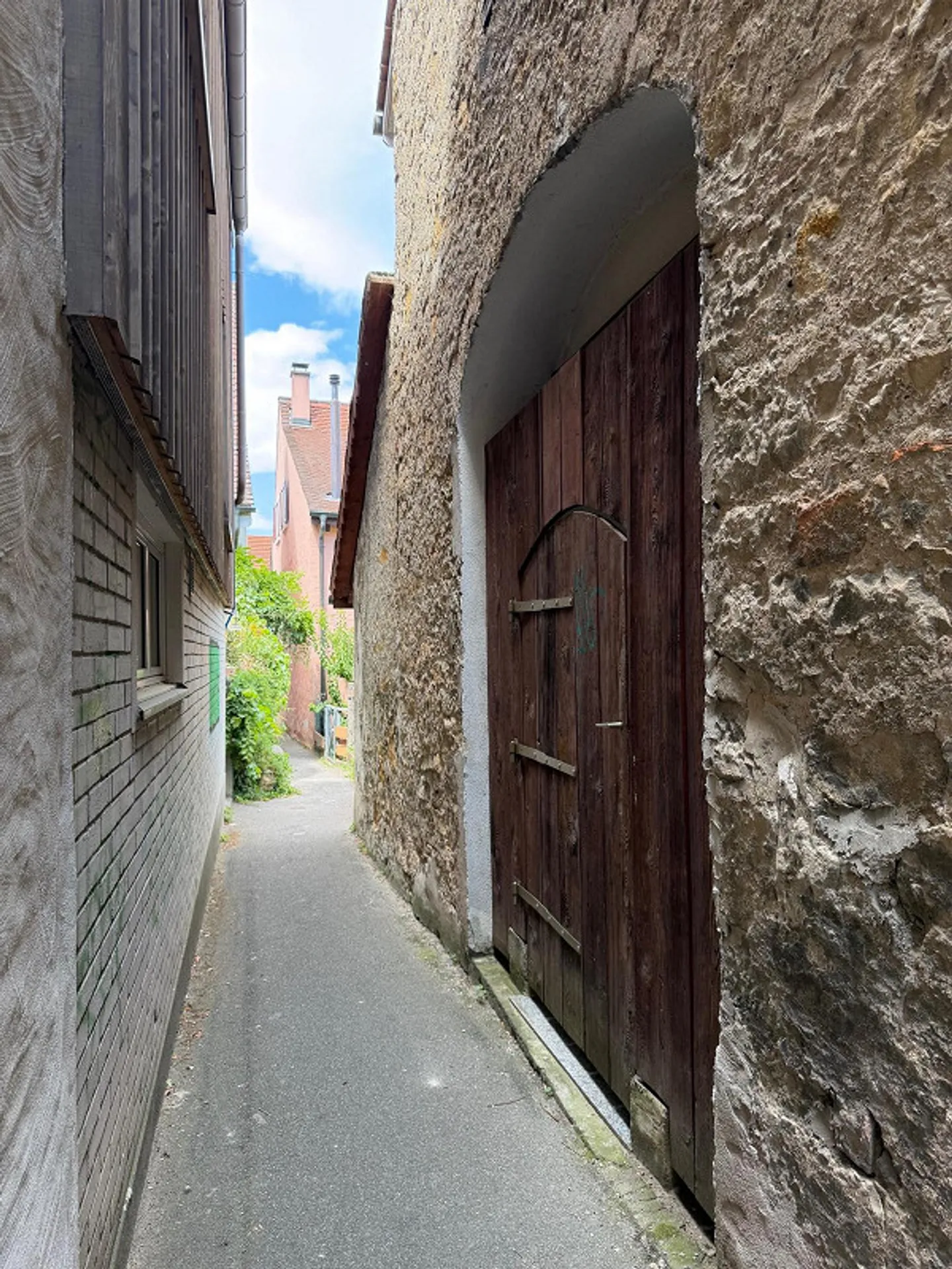 Historical House with 3 Apartments - Photo 4 of 5