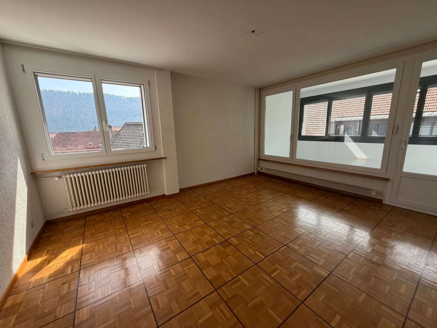 Modernes 3.5-Zimmer-Apartment - Foto 1 von 7