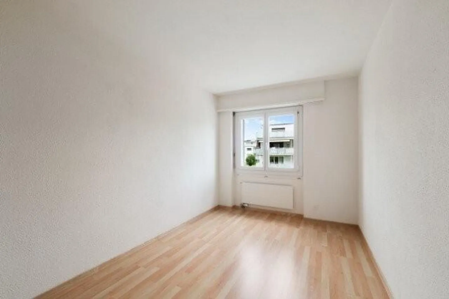 AFFITTARE SENZA CAUZIONE - Appartamento luminoso in un ambiente verde - Foto 6 di 9