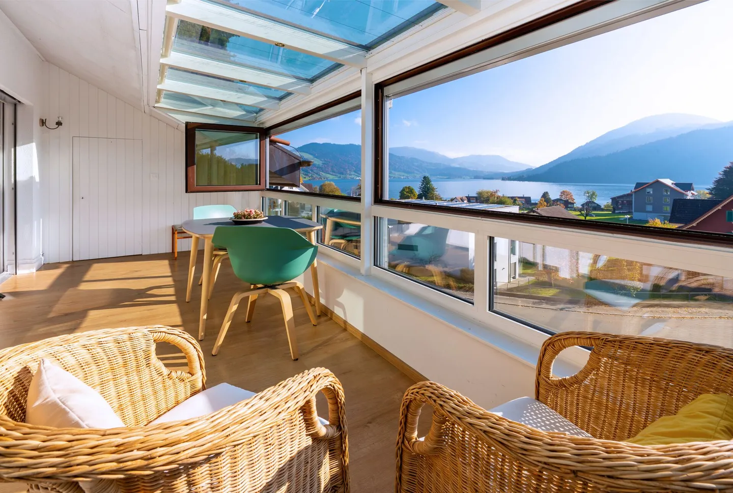 Opportunité Attrayante - dans un Emplacement Fantastique avec Vue - Photo 1 sur 9