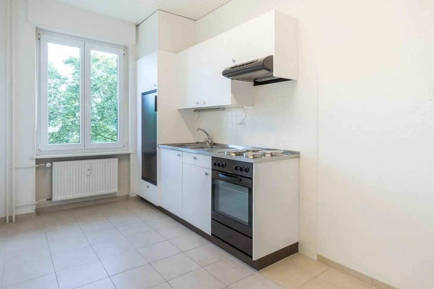 Charmante Wohnung in idealer Lage mit Balkon und Waschtrockner - Foto 2 von 6