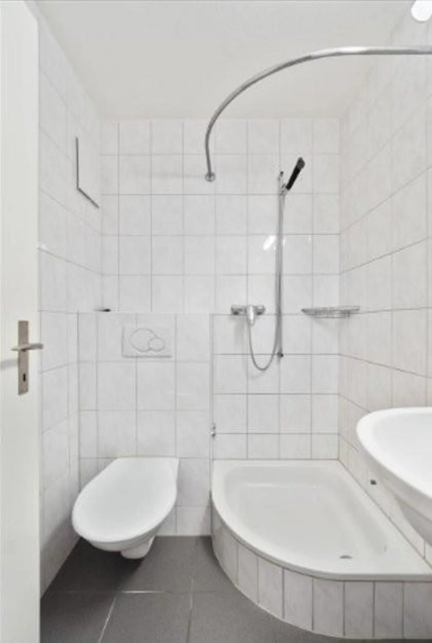 AFFITTARE SENZA CAUZIONE - Appartamento luminoso in un ambiente verde - Foto 4 di 9