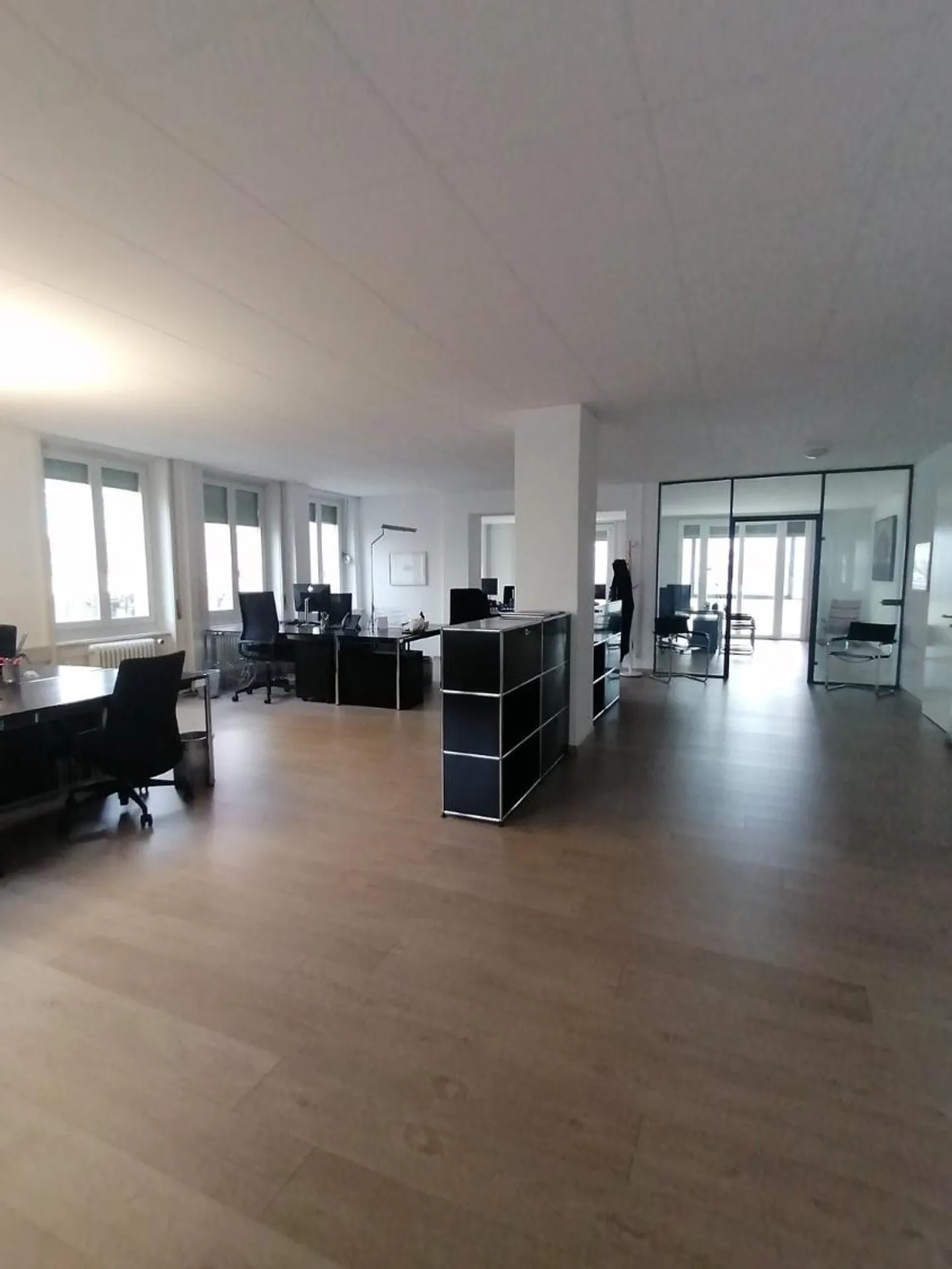 Bureau magnifique près de la gare - Photo 2 sur 7