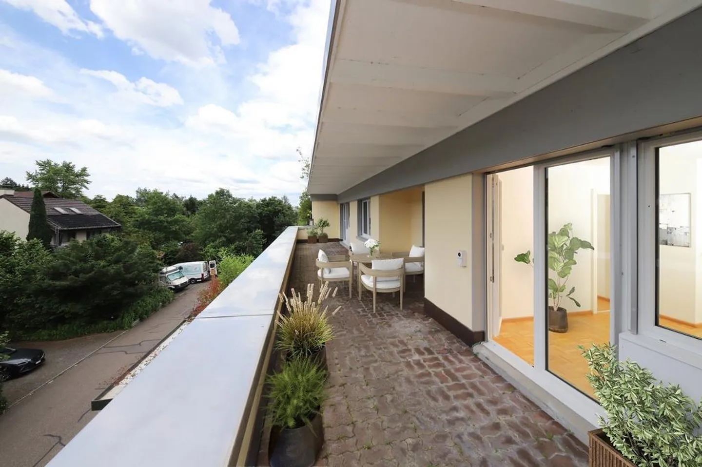 City-close living in Reinach BL with large terrace - Photo 2 of 12