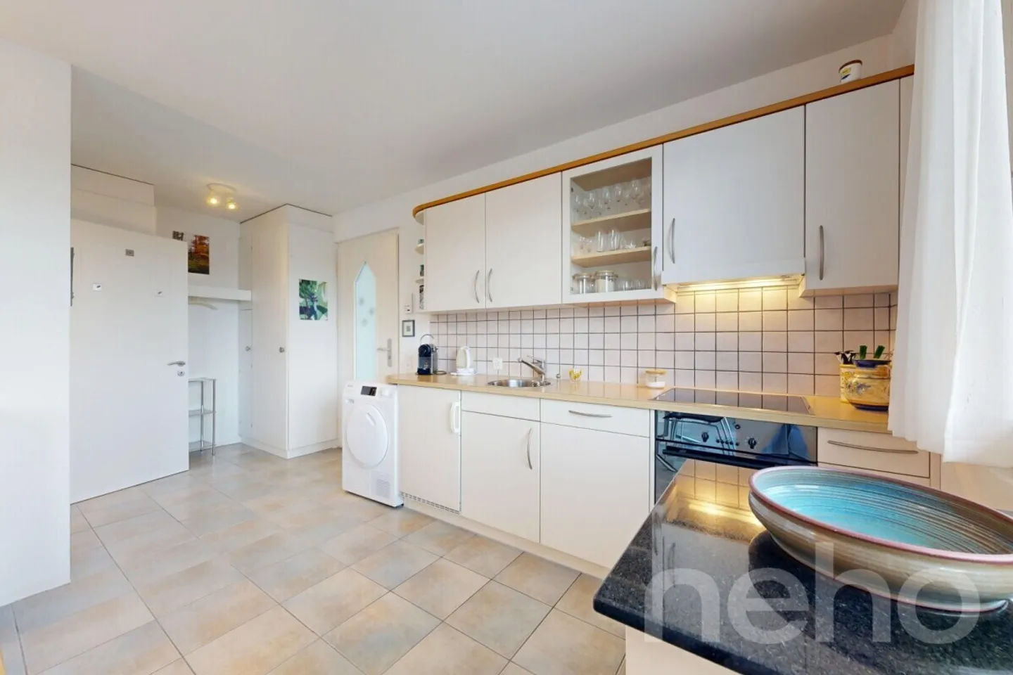 Appartement lumineux de 1,5 pièce avec vue dégagée à Kriens - Photo 4 sur 12