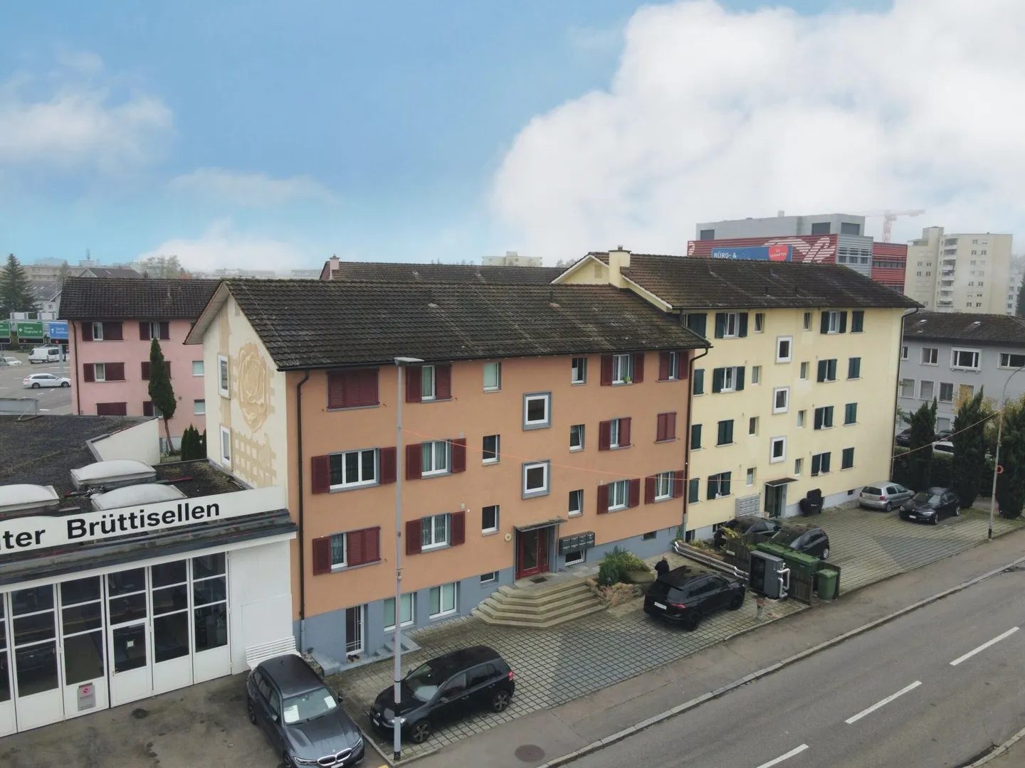 Investissement sécurisé Immeuble de rapport entièrement loué à Brüttisellen - Photo 1 sur 12