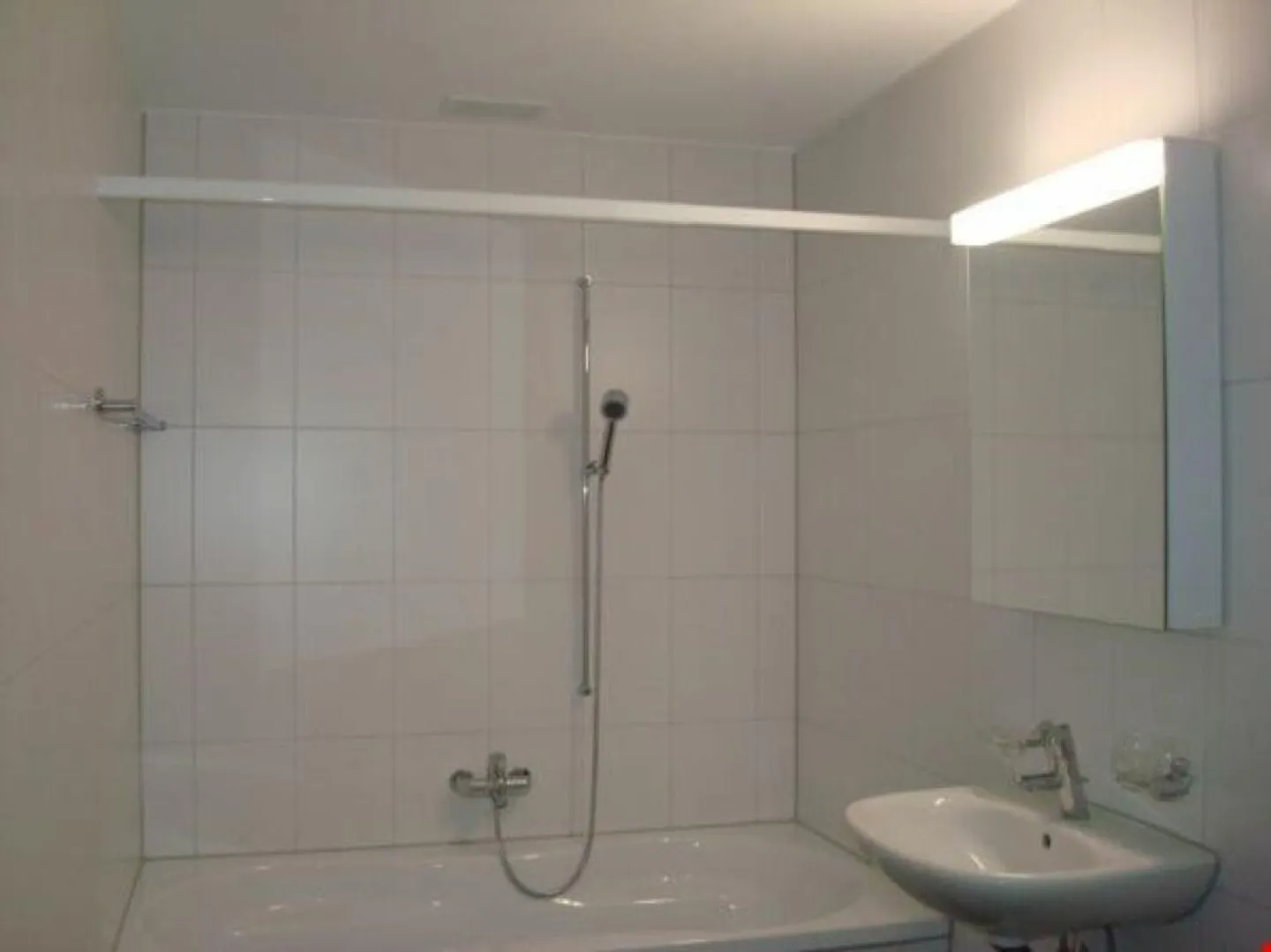Ländliche Idylle und dennoch zentral gelegen - Foto 7 von 8