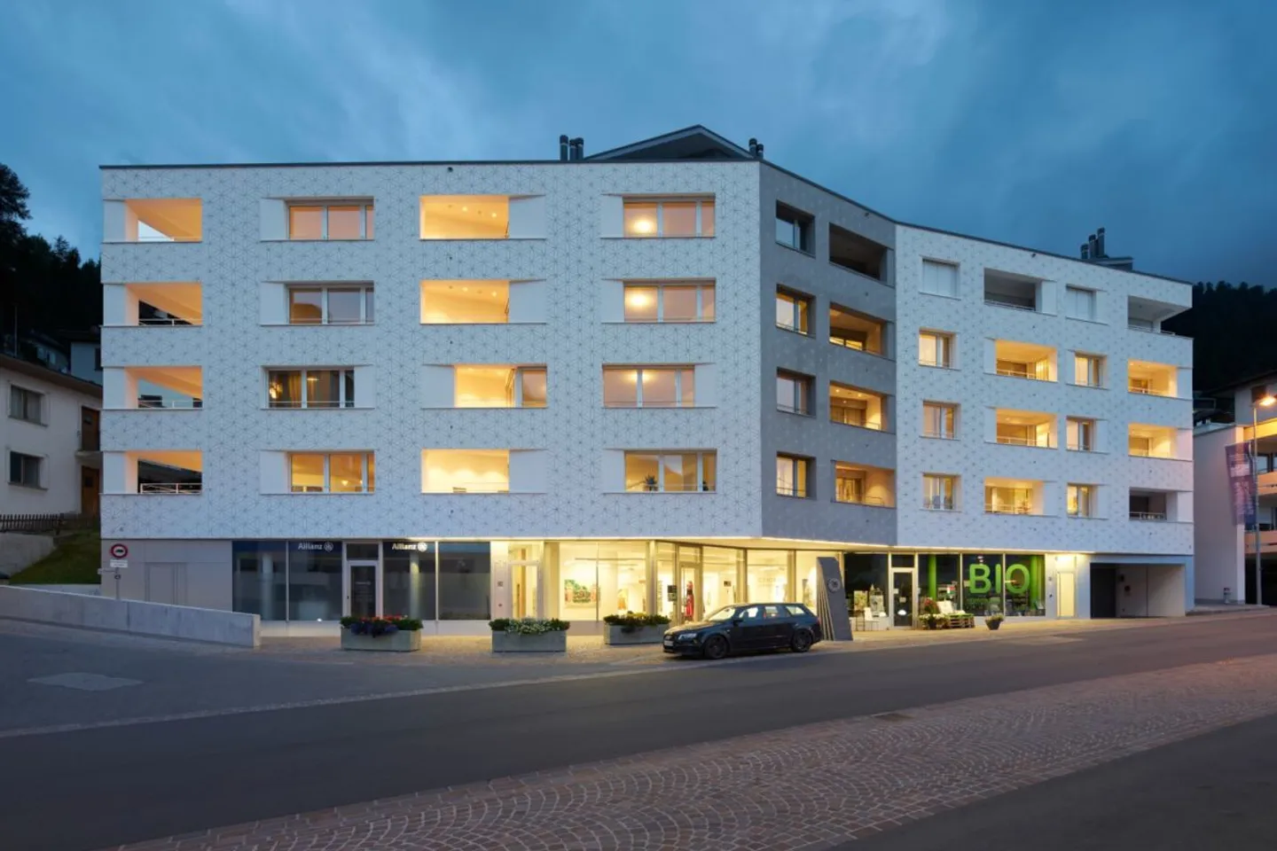 Central St. Moritz - Attractive Office or Retail Space - Photo 6 of 6