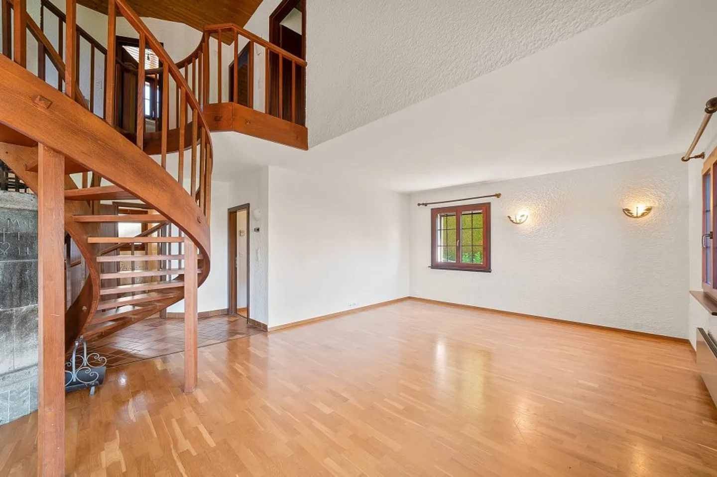 Single house for sale - Photo 4 of 13