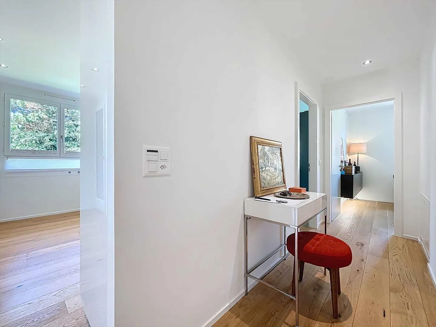 Hochwertige 4,5-Zimmer-Wohnung in einer sicheren und grünen Umgebung - Foto 10 von 11