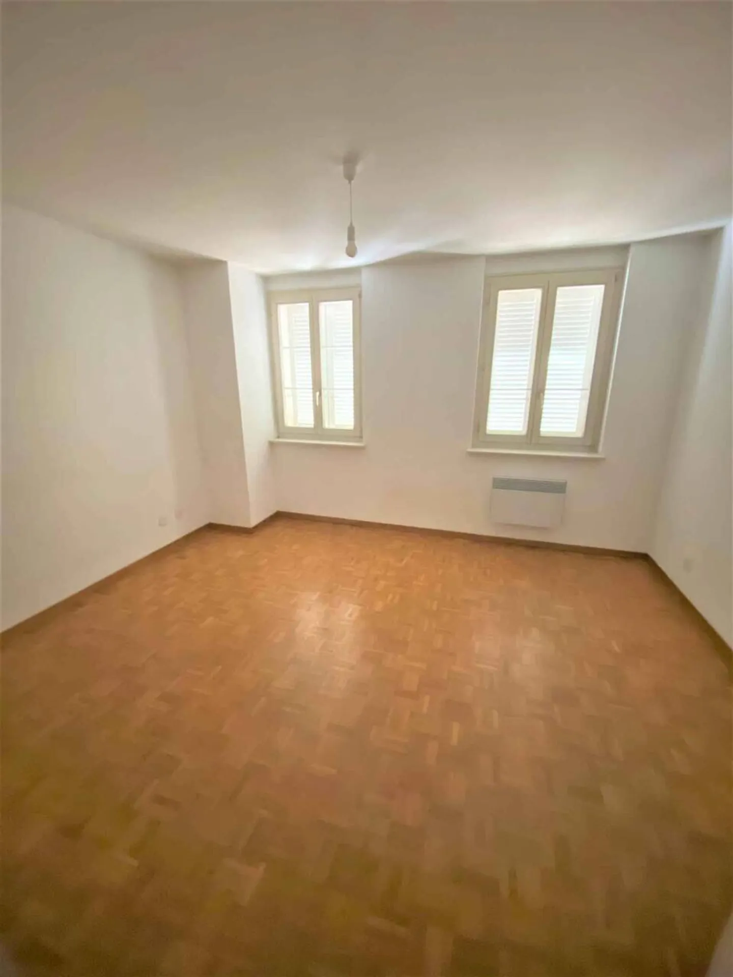 Charming Apartment in Lausanne - Photo 2 of 5