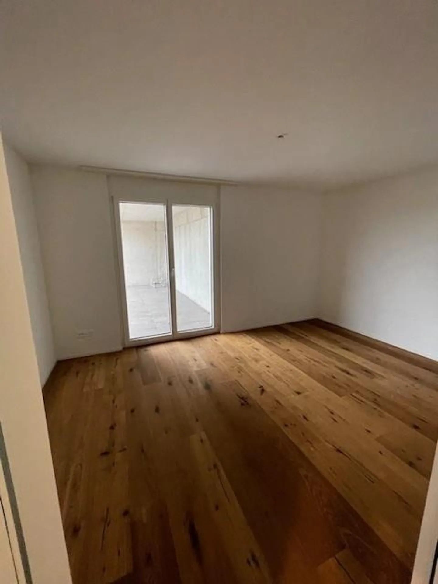 Appartement moderne de 3,5 pièces dans une maison individuelle - Photo 5 sur 8