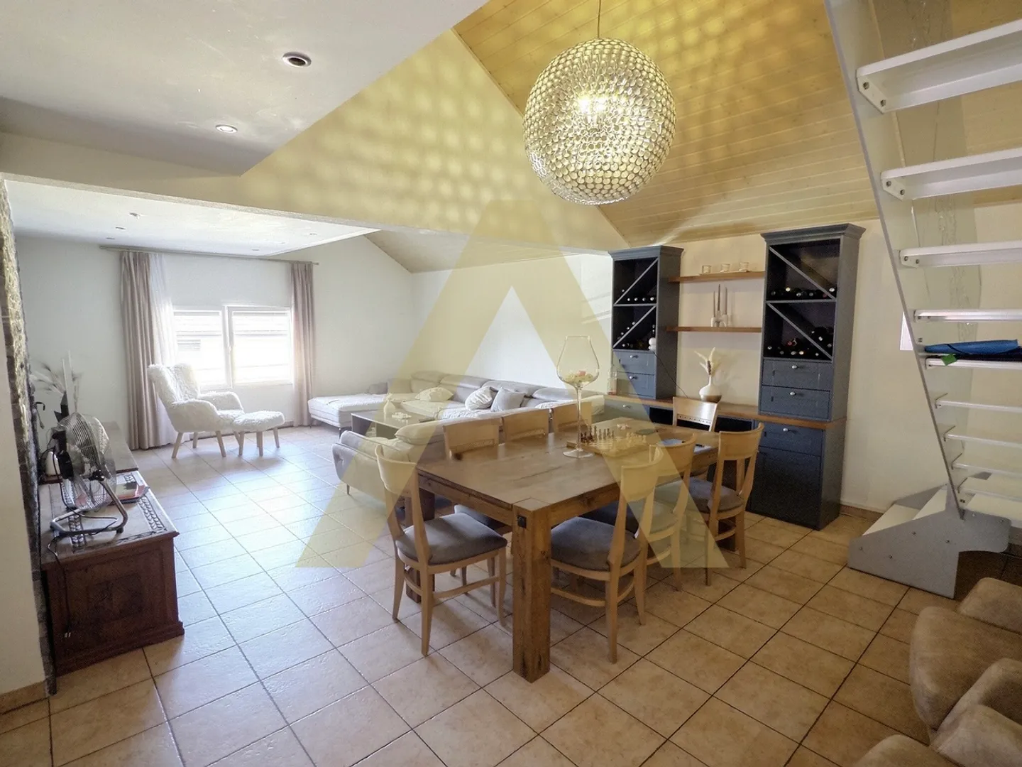 Immeuble locatif avec potentiel - Photo 5 sur 16
