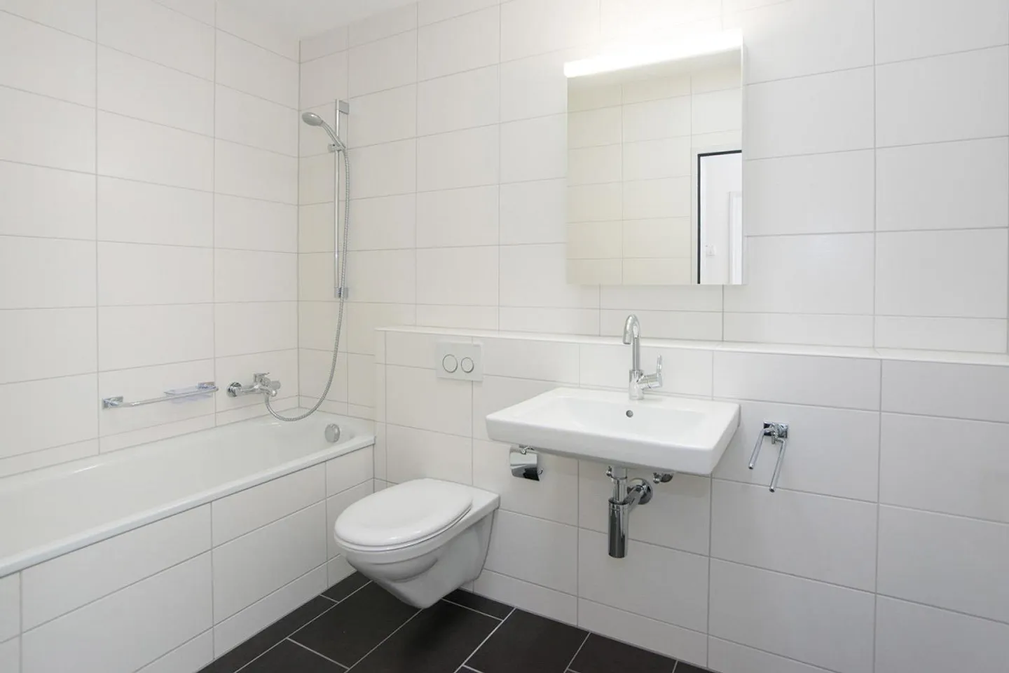 grande appartamento attico con finiture moderne di alta qualità - Foto 5 di 11