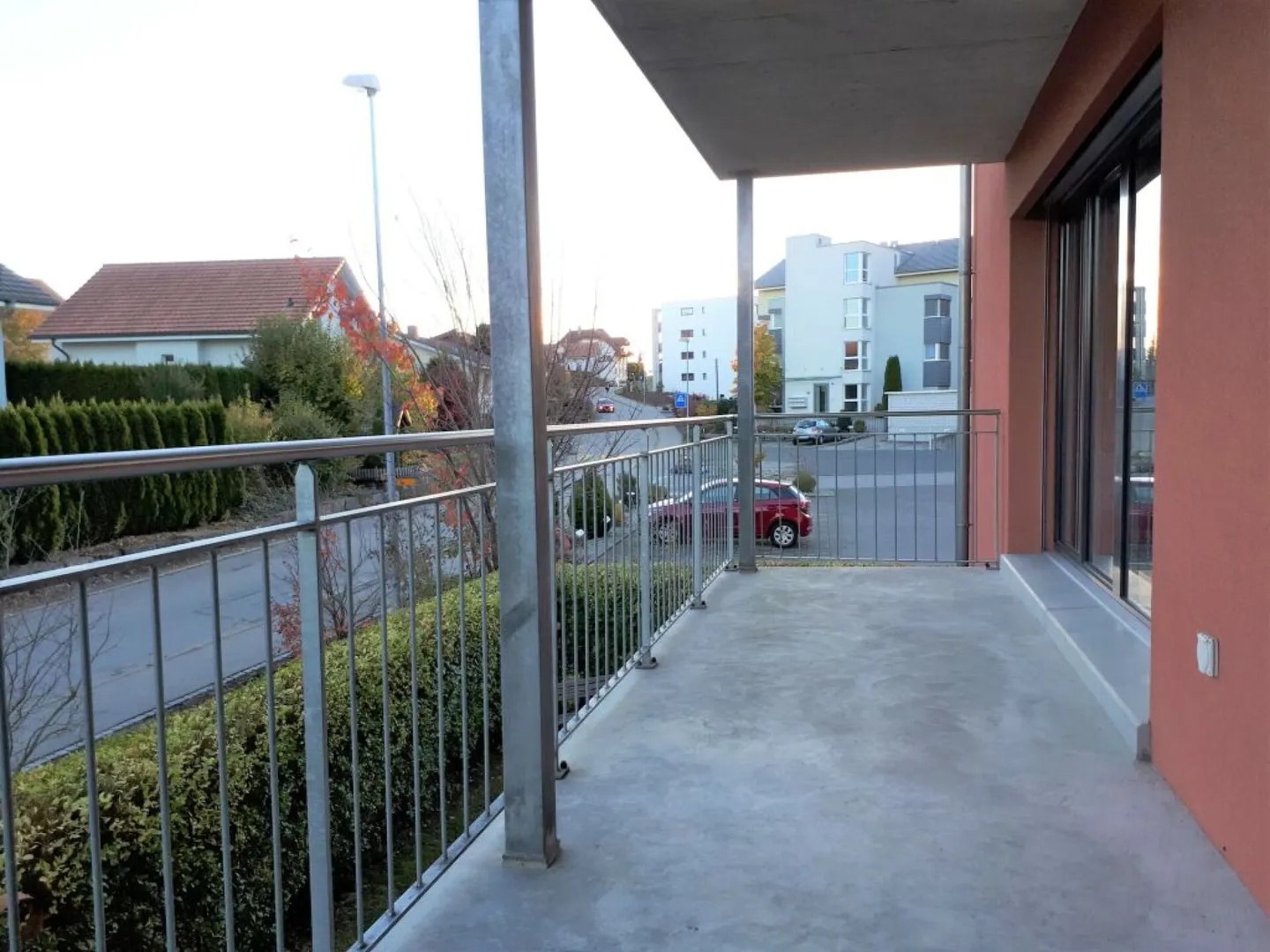 Moderne Wohnung mit Balkon - Foto 8 von 9
