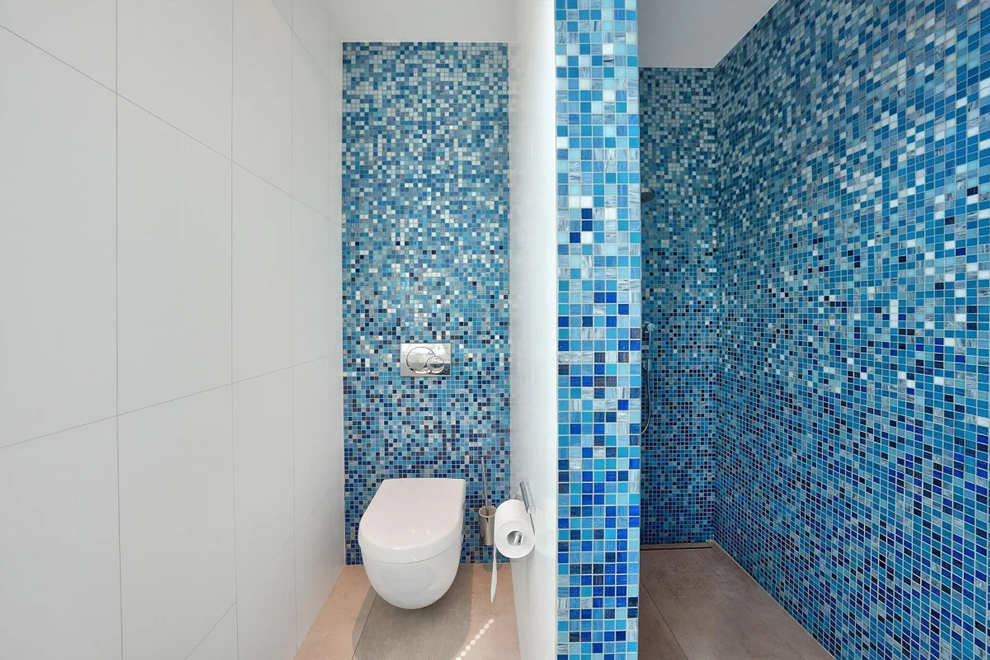 5.5 Room Attic Maisonette Apartment with Stunning Lake View - Photo 12 of 19