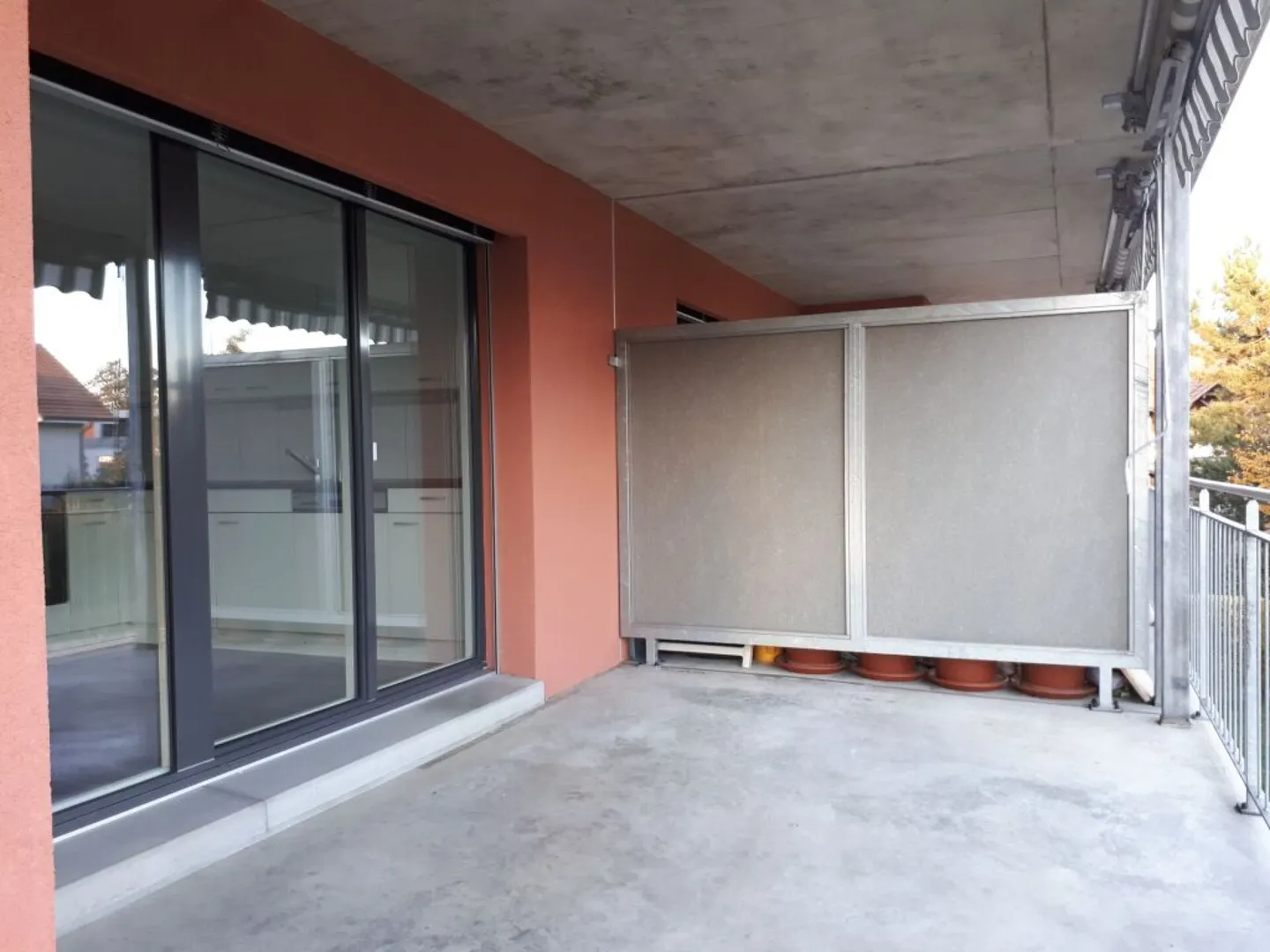 Moderne Wohnung mit Balkon - Foto 9 von 9