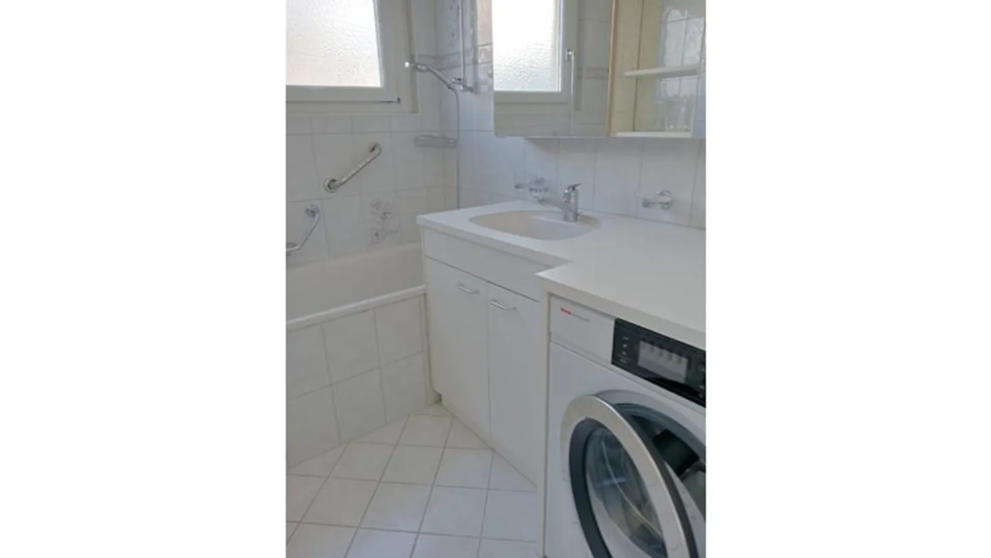 APPARTEMENT 5½ PIÈCES À VOLKETSWIL (ZH), MEUBLÉ - Photo 9 sur 10